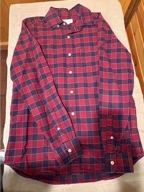 GAP Red and Navy Plaid Button-Down Shirt Men XS